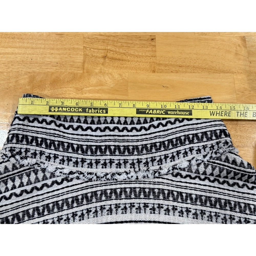 Banana Republic Sz. 0  Jacquard Tribal Geometric Midi Skirt Cream Black 2016 - Picture 9 of 11